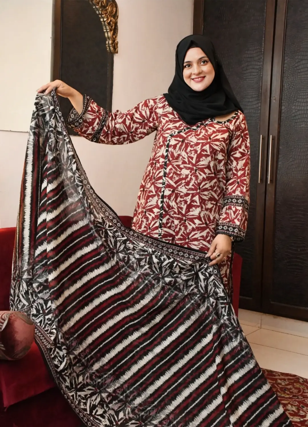 Bay-By-Zainab-27 Elegant 3-Piece Lawn Suit for Women - Image 1